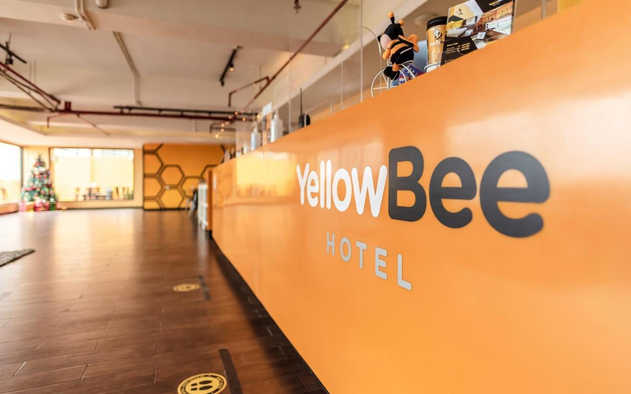 Yellow Bee Tangerang Kültér fotó