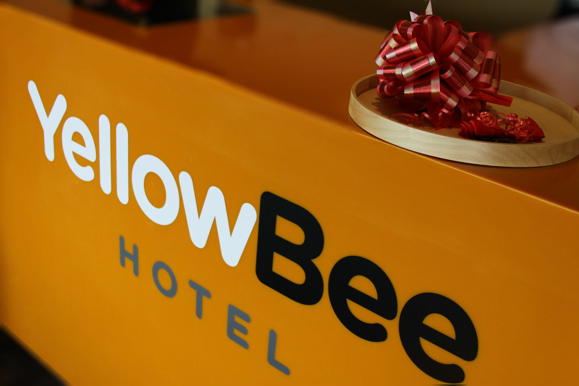 Yellow Bee Tangerang Kültér fotó